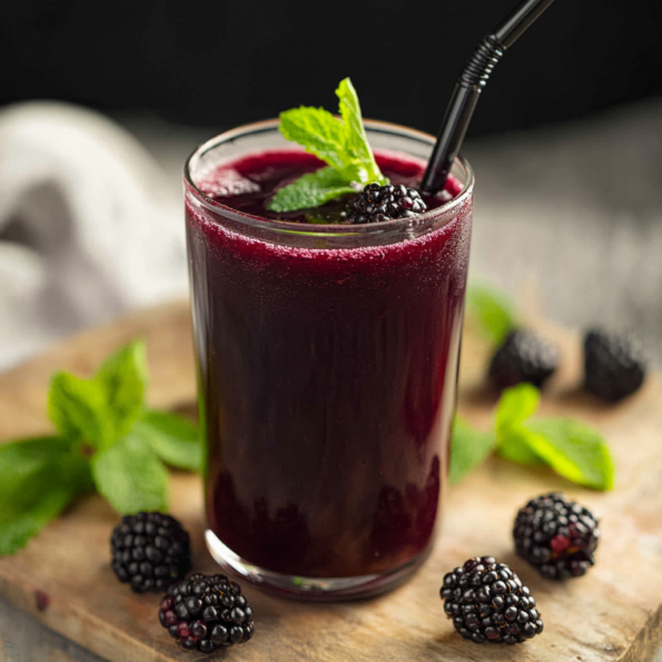 A Blackberry Fruit Juice, ready to enjoy on a hot day, recipe by Goya Recipes.